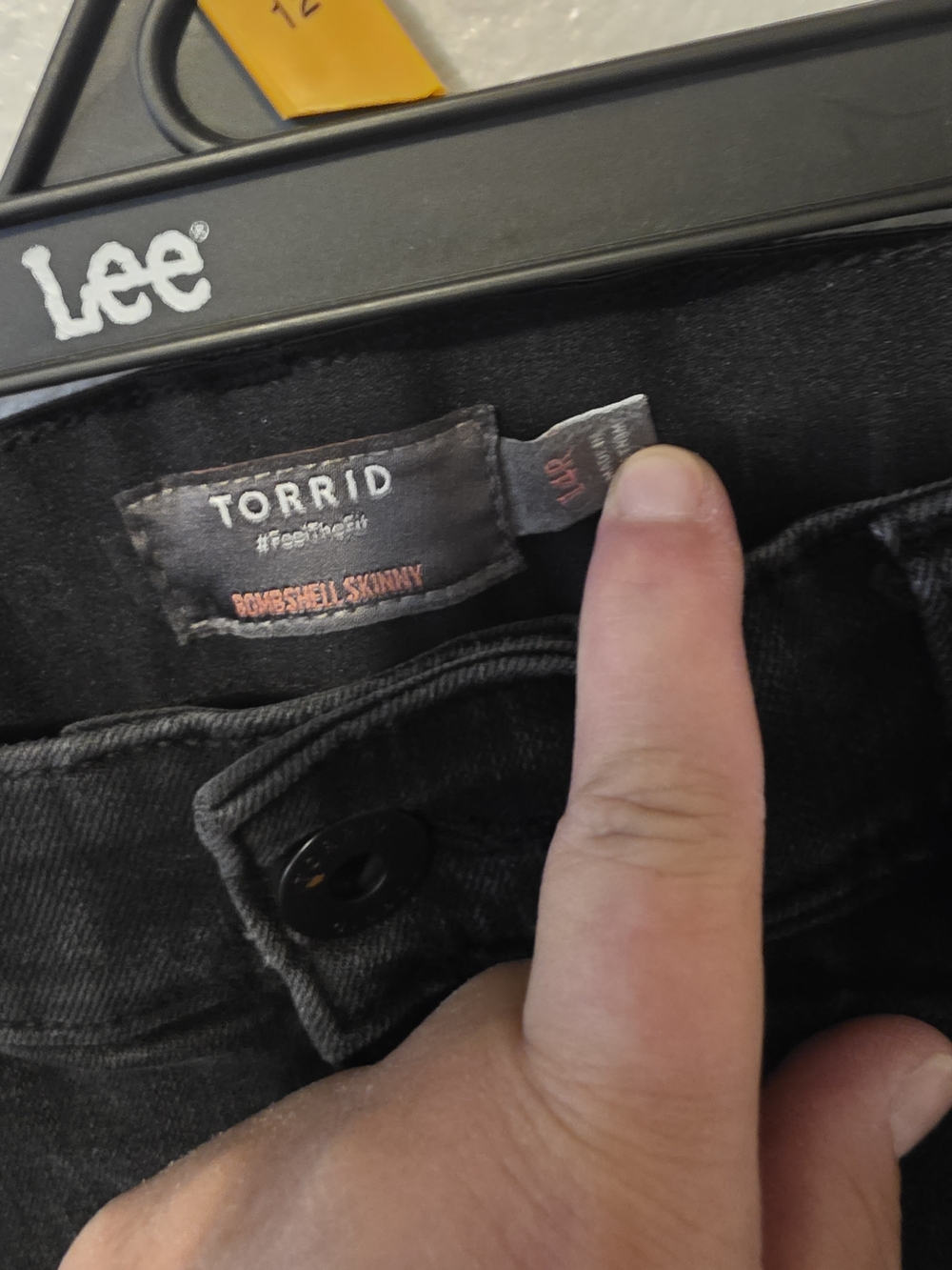 Torrid Black Bombshell Skinny Jeans 14R